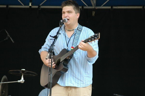Performing live at Lehigh University, 2005